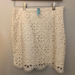 Adorable Eyelet skirt